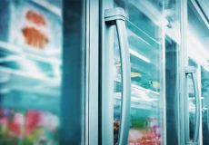 7 علت اصلی خنک نکردن یخچال ویترینی